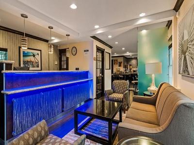 Quality Inn & Suites Dallas-Cityplace Exteriör bild