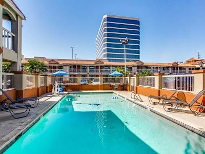 Quality Inn & Suites Dallas-Cityplace Exteriör bild