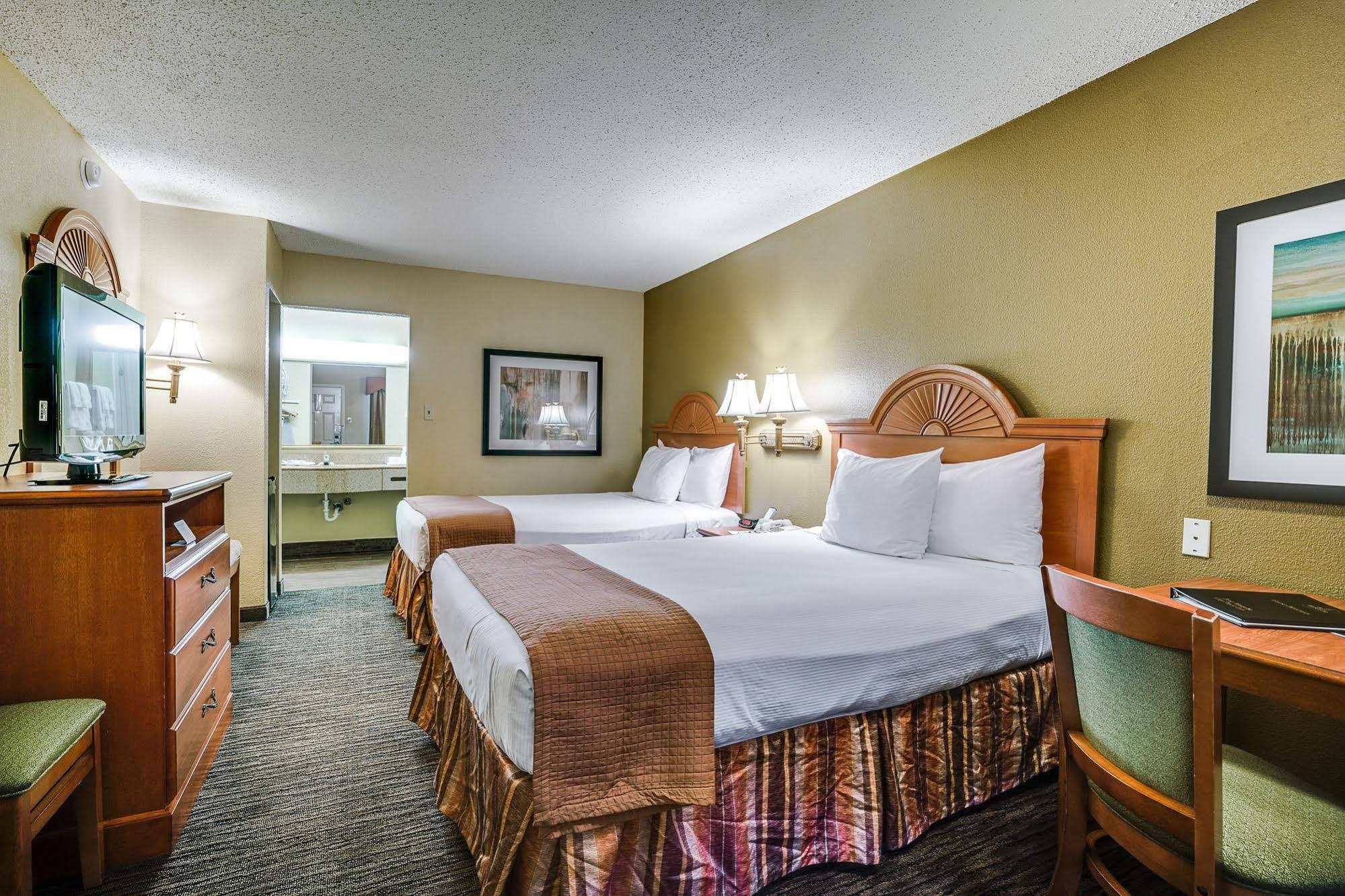 Quality Inn & Suites Dallas-Cityplace Exteriör bild