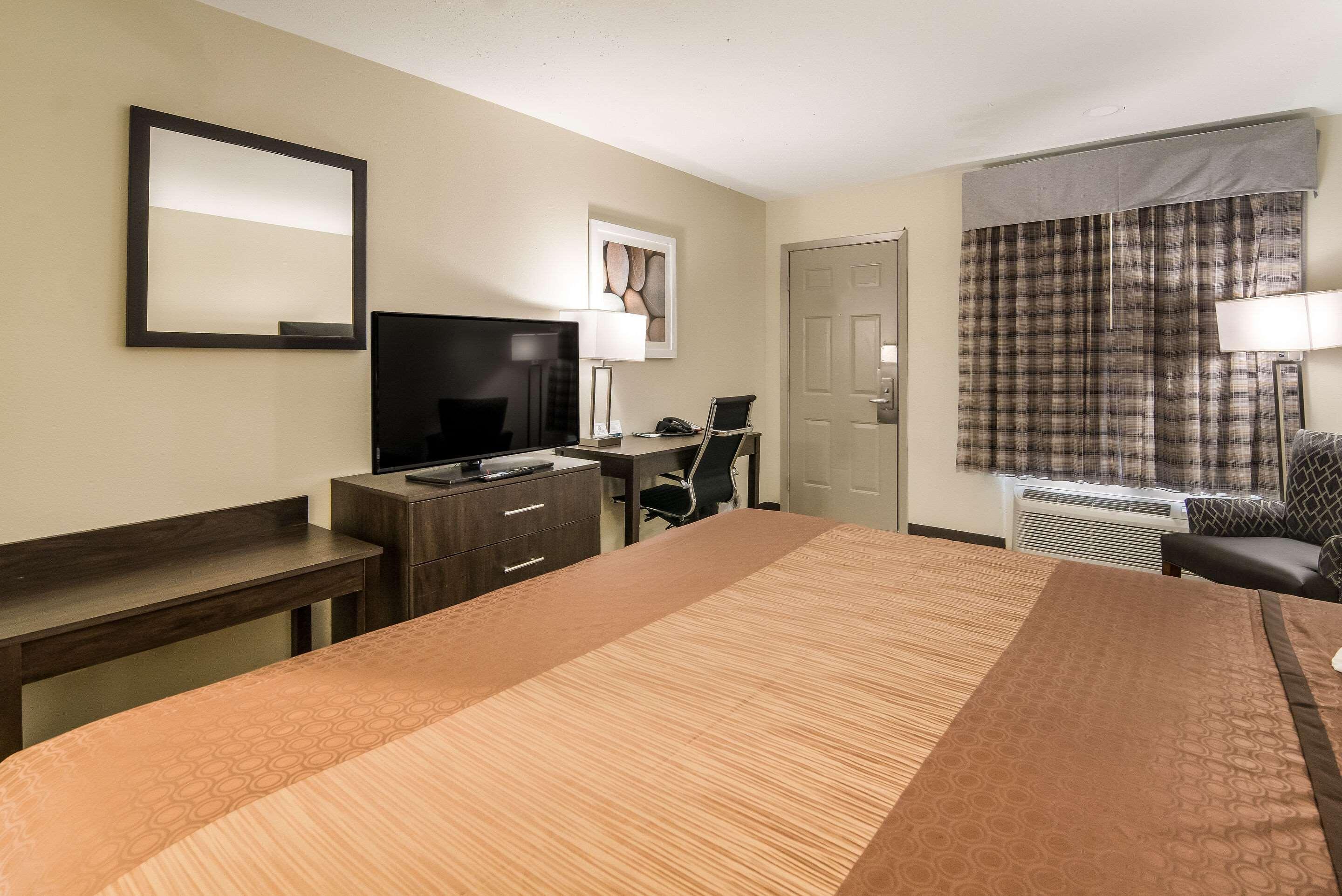 Quality Inn & Suites Dallas-Cityplace Exteriör bild